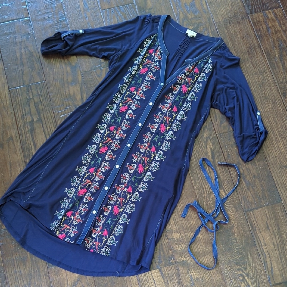 ANTHRO I Boho Navy Blue Plein Air Floral Embroidered Shirt Dress by Tiny, S - Picture 3 of 16
